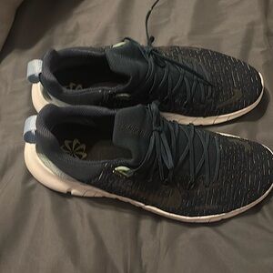 Women Nike free size 10.5